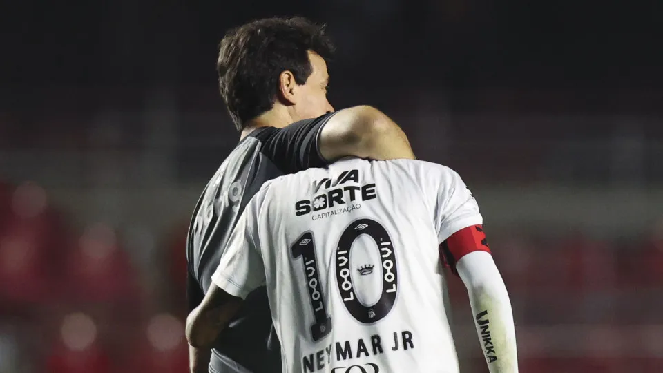 Diniz exalta relação com Neymar após consolar astro no MorumBis: 'Talento exuberante'