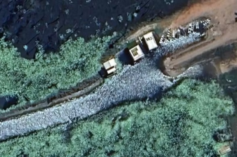 Peixes mortos e barcos encalhados: rio seca após usina hidrelétrica reduzir nível de reservatório por alerta de segurança