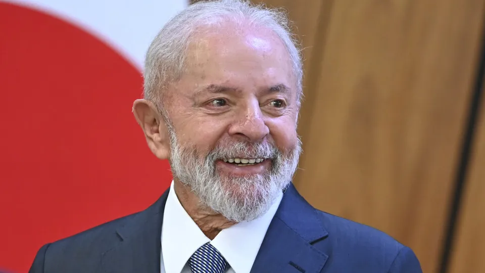 Lula visita Rússia e China em meio a tensões geopolíticas globais