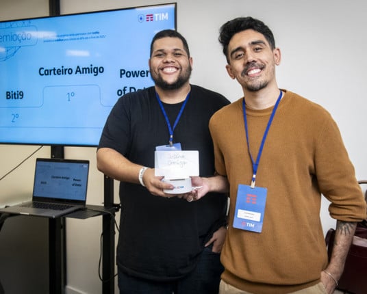 Carteiro Amigo vence Hackathon TIM Open Gateway